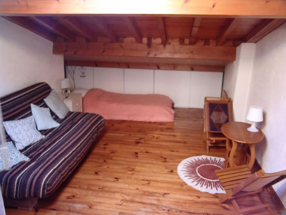 Maison Cosy Et Conviviale, Le B7 Besset Exterior foto