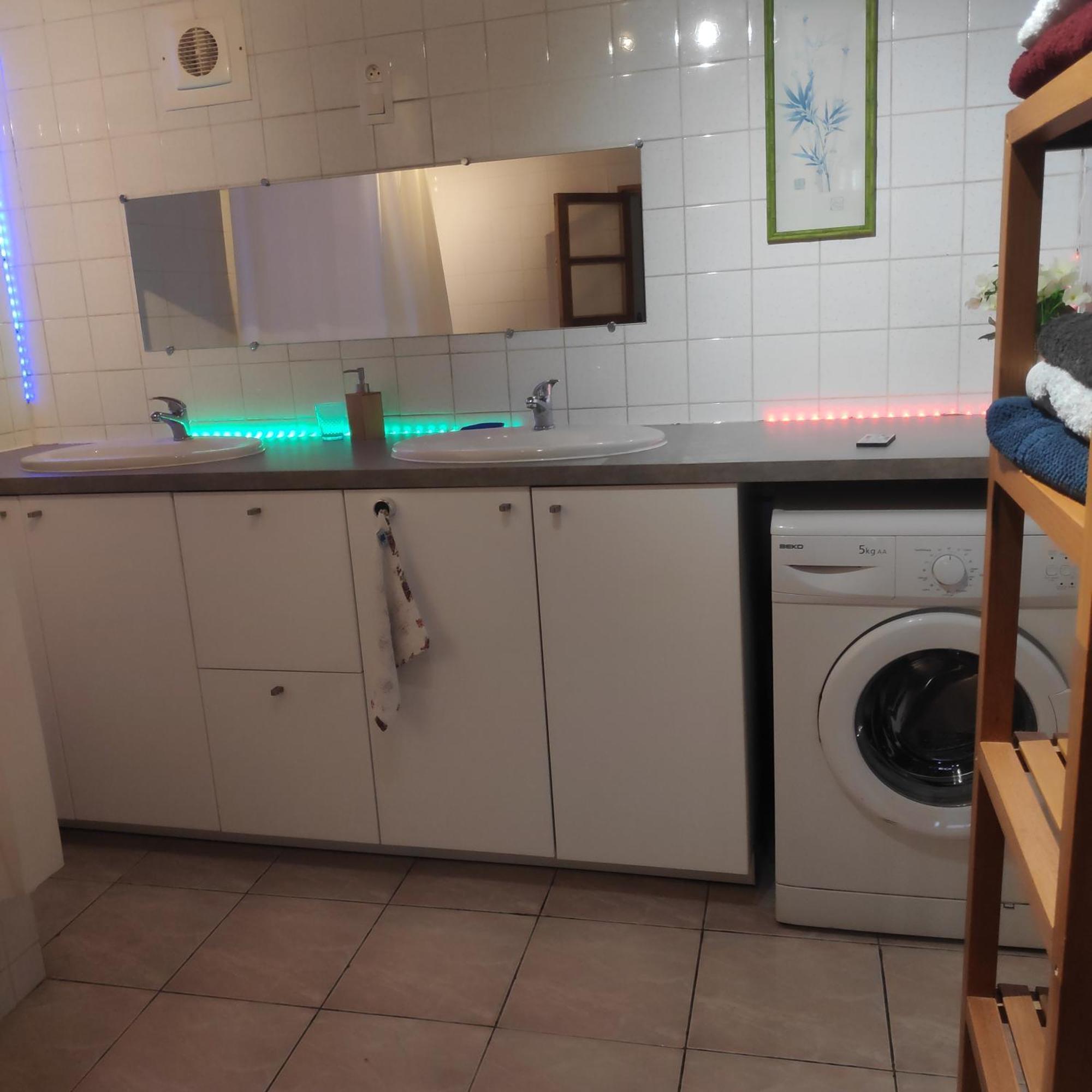 Maison Cosy Et Conviviale, Le B7 Besset Exterior foto