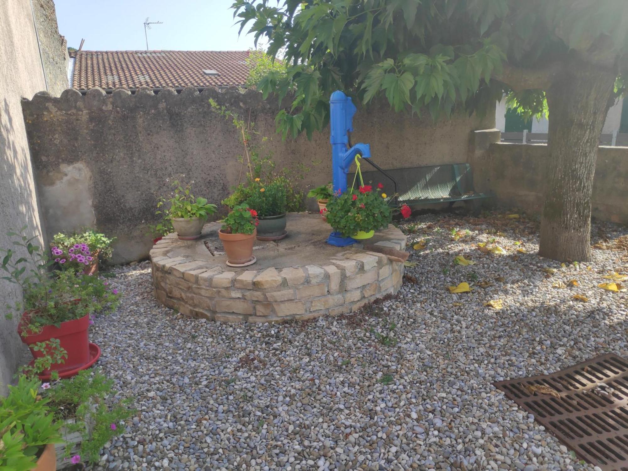 Maison Cosy Et Conviviale, Le B7 Besset Exterior foto